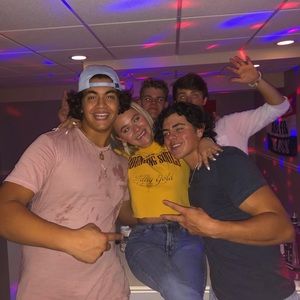 Meet your Posher, Alex